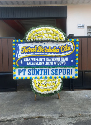 Papan Bunga Duka di Aertembaga