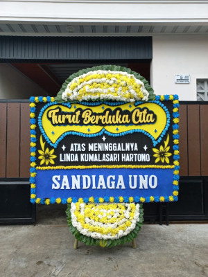 Papan Bunga Duka di Aertembaga
